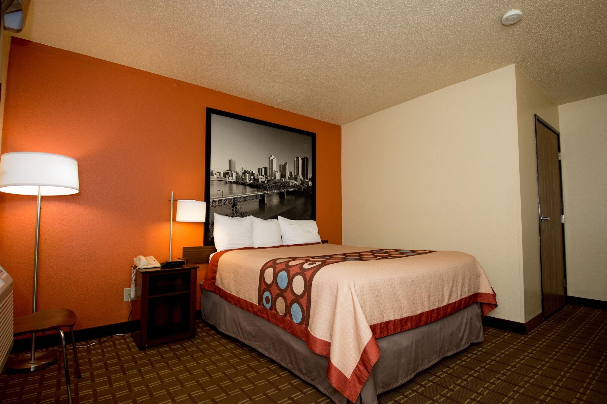 Hotel Super 8 By Wyndham Altoona Exteriér fotografie