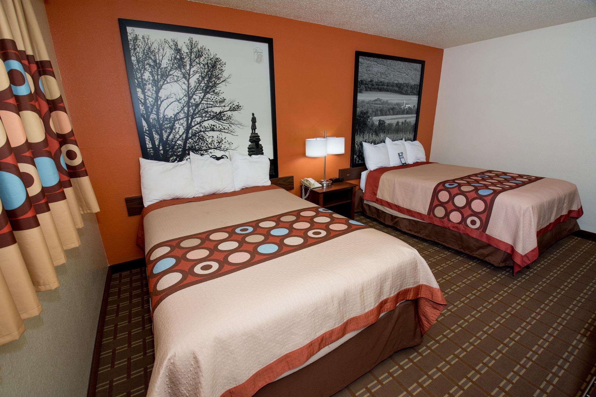 Hotel Super 8 By Wyndham Altoona Exteriér fotografie