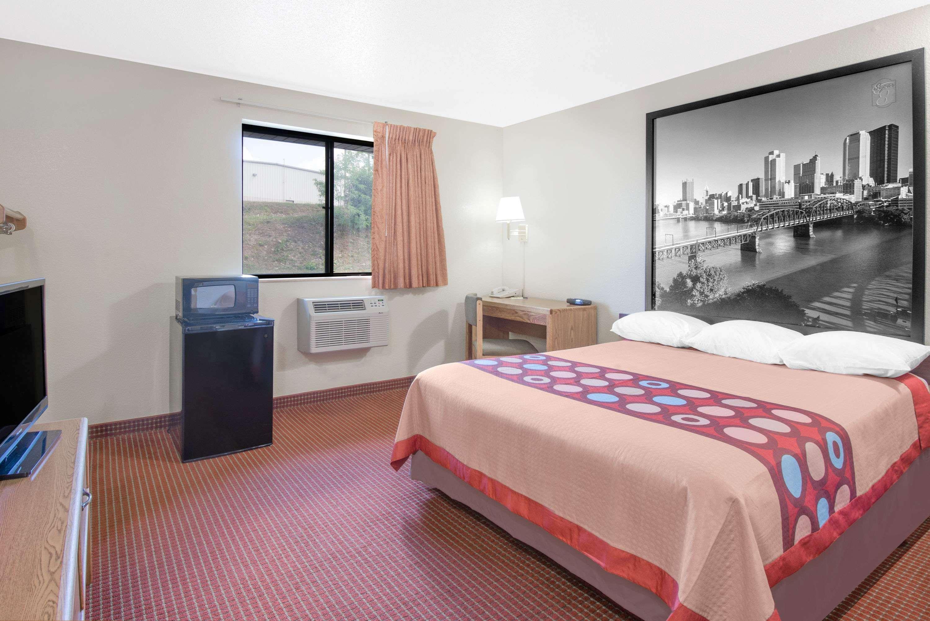 Hotel Super 8 By Wyndham Altoona Exteriér fotografie