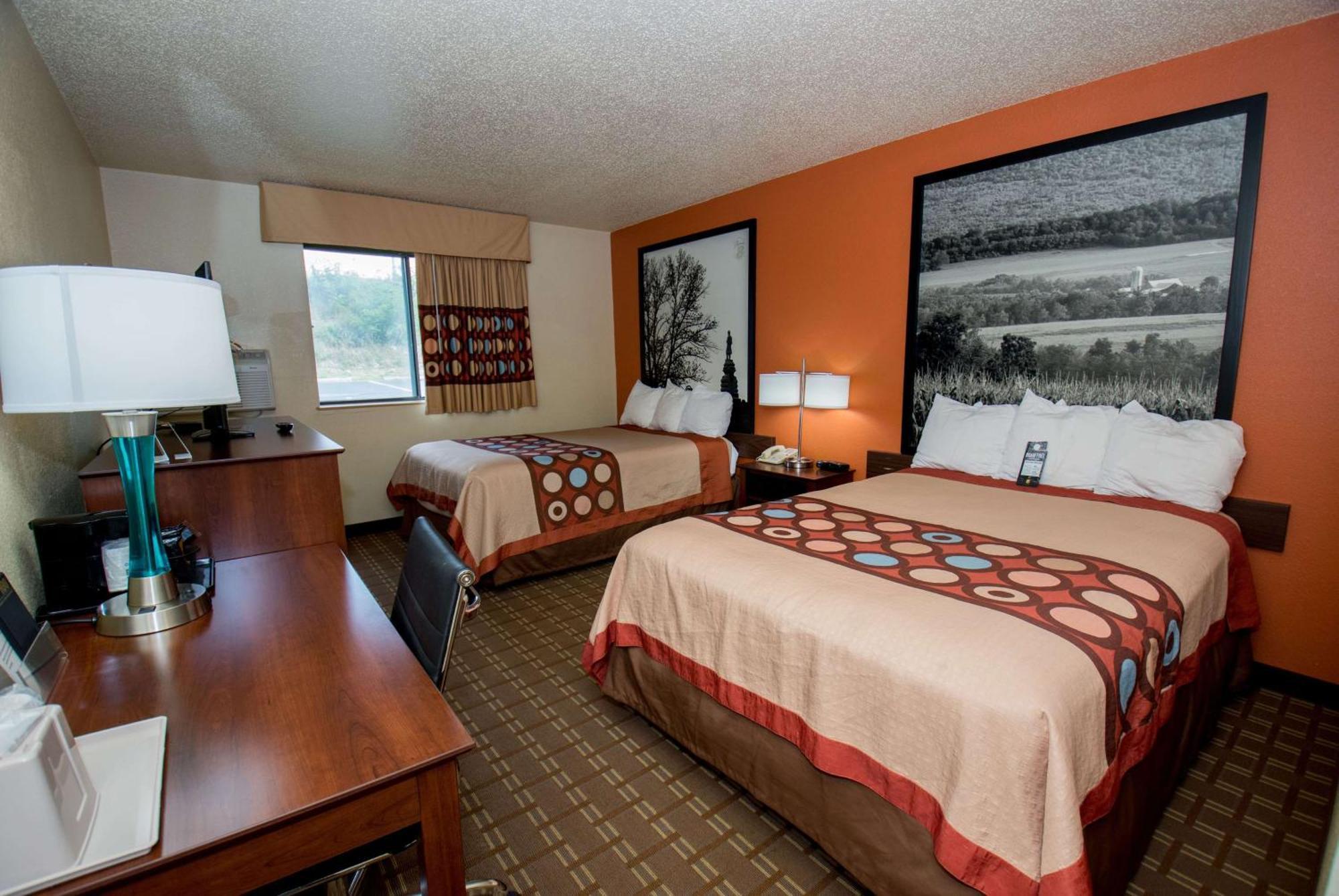 Hotel Super 8 By Wyndham Altoona Exteriér fotografie